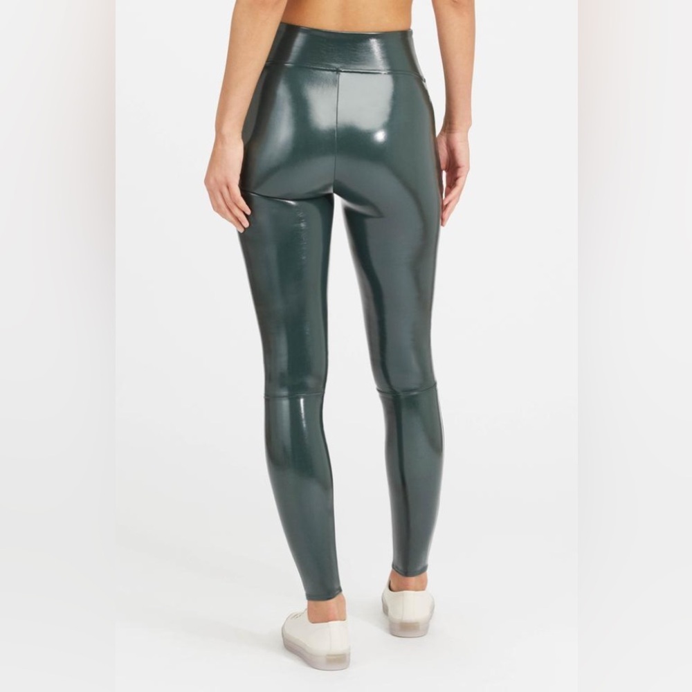 Spanx Faux Patent Leather Leggings in Green Sz. Small - Picture 5 of 9